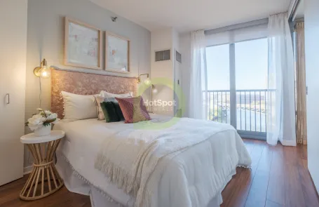 1 Bedroom River North Apartment