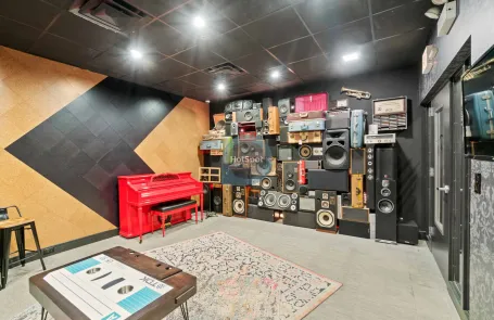 Studio South Loop Apartment
