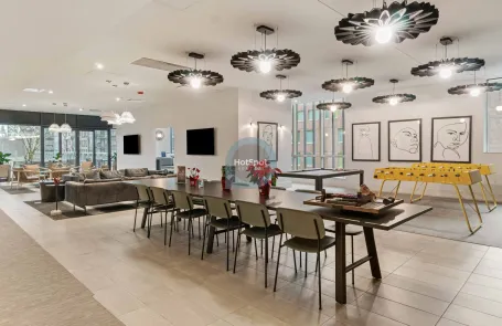 2 Bedroom Printer&#039;s Row Apartment