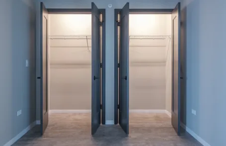 1 Bedroom West Loop Apartment