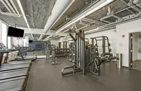 2 Bedroom West Loop Apartment