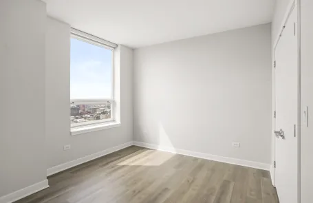 1 Bedroom West Loop Apartment