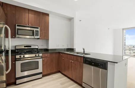 1 Bedroom Printer&#039;s Row Apartment