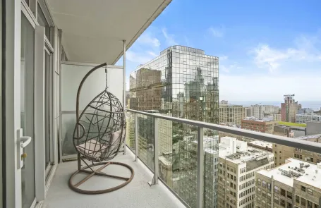 1 Bedroom Printer&#039;s Row Apartment