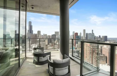 1 Bedroom South Loop Apartment