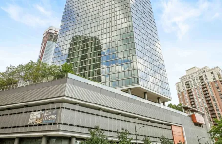 1 Bedroom South Loop Apartment