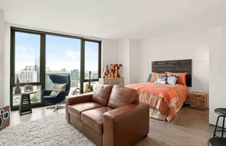 Studio South Loop Apartment