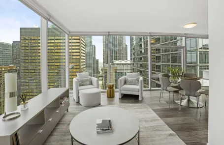 2 Bedroom Streeterville Apartment