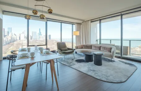 3 Bedroom South Loop Apartment