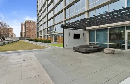 1 Bedroom South Loop Apartment