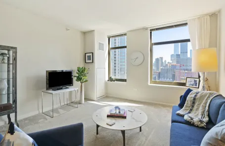 1 Bedroom Fulton Market Apartment