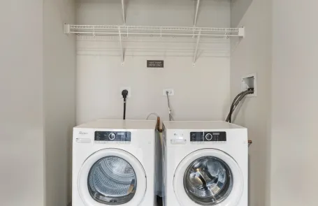 2 Bedroom Printer&#039;s Row Apartment