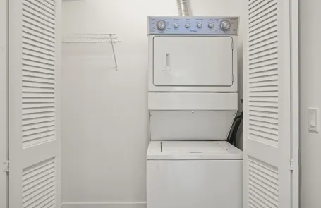 Studio River North Apartment