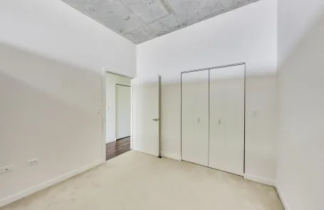 2 Bedroom Chicago Loop Apartment