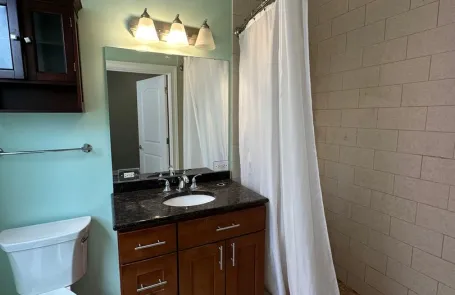 2 Bedroom Rogers Park Apartment