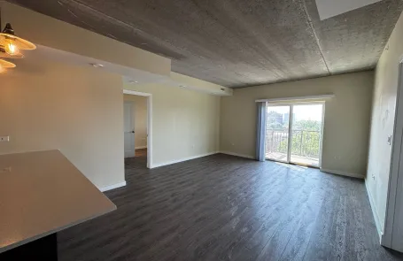 2 Bedroom Rogers Park Apartment