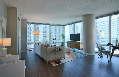 2 Bedroom Streeterville Apartment