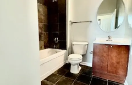 2 Bedroom South Loop Apartment