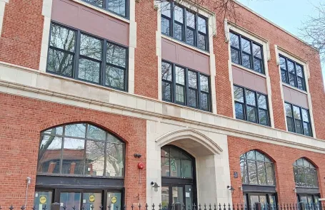 2 Bedroom Ravenswood Apartment