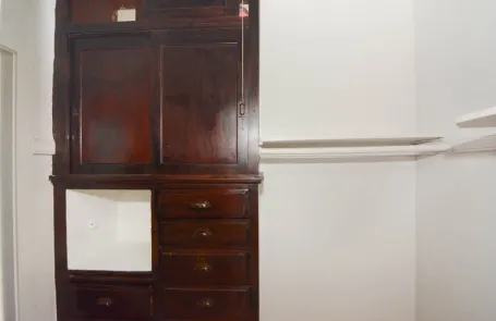Studio Ravenswood Apartment