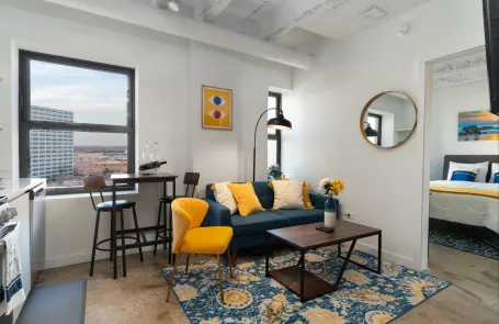 Studio Uptown Apartment