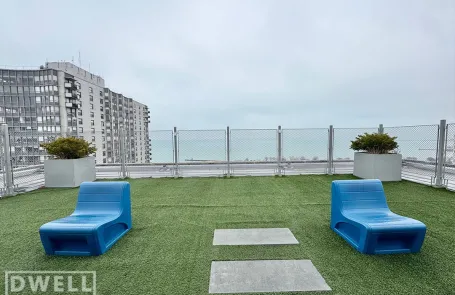 1 Bedroom Edgewater Apartment