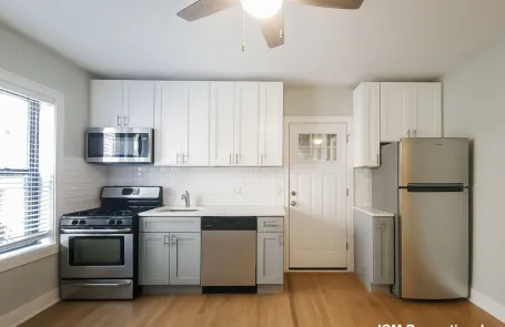 Studio Ravenswood Apartment