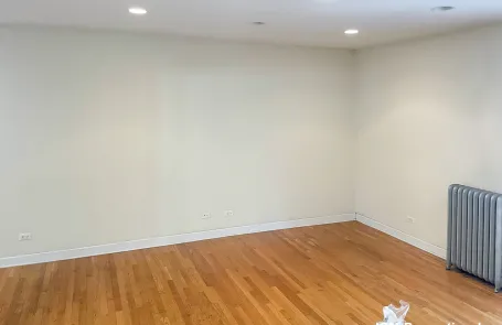 3 Bedroom Lakeview Apartment