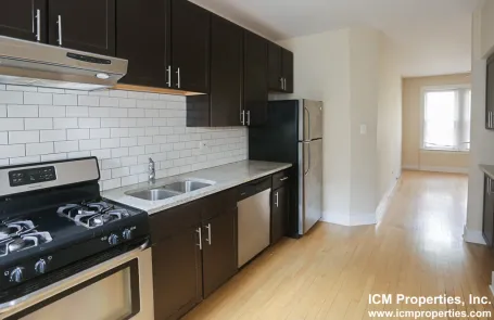 2 Bedroom Ravenswood Apartment