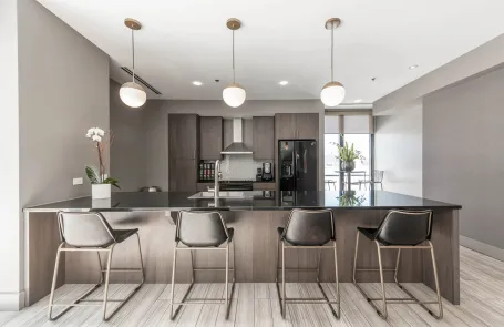1 Bedroom Old Town Apartment