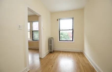 Studio Ravenswood Apartment