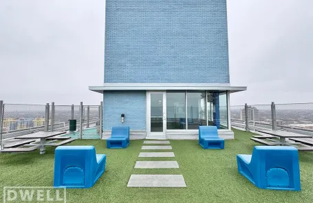 1 Bedroom Edgewater Apartment