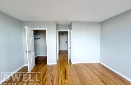 1 Bedroom Edgewater Apartment