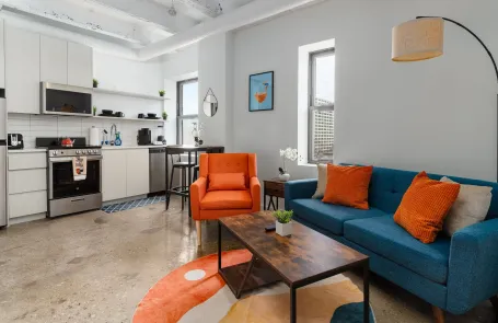 Studio Uptown Apartment