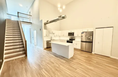 2 Bedroom Ravenswood Apartment