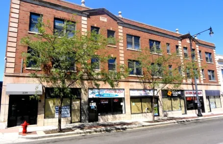 Studio Rogers Park Apartment