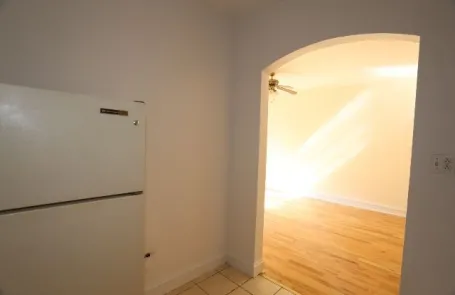 Studio Ravenswood Apartment