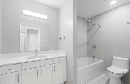 2 Bedroom Ravenswood Apartment