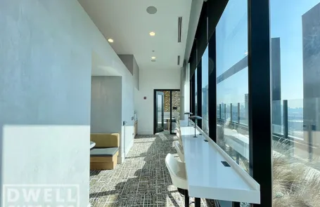 1 Bedroom West Loop Apartment