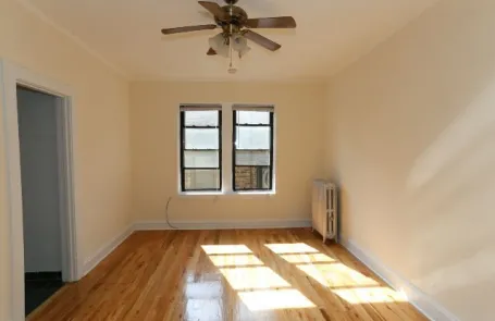 Studio Ravenswood Apartment