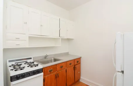 Studio Ravenswood Apartment