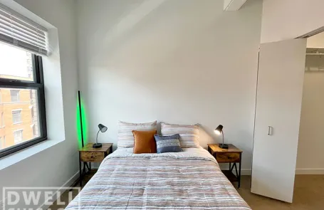 Studio Uptown Apartment
