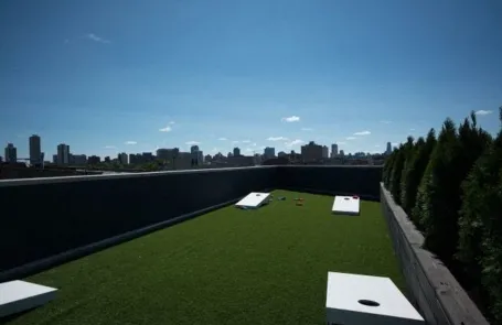 3 Bedroom Lakeview Apartment