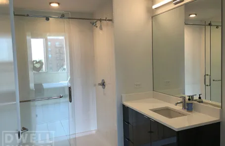 1 Bedroom Lakeview Apartment
