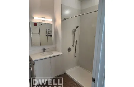 Studio Uptown Apartment