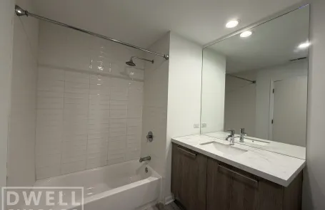 3 Bedroom Bronzeville Apartment