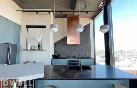 1 Bedroom West Loop Apartment