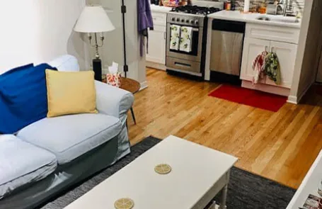 1 Bedroom Lincoln Square Apartment
