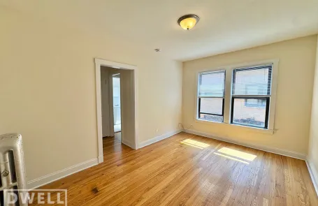 1 Bedroom Logan Square Apartment