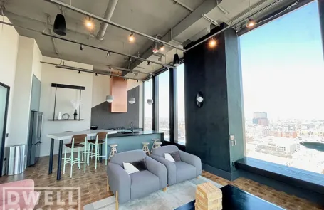 1 Bedroom West Loop Apartment